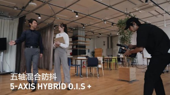 松下发布专业级4K 60p便携式摄像机HC-X2/X20 图5