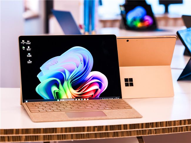 开启 AI 新纪元,全新 Surface Pro 与 Surface Laptop 现已正式上市 图2