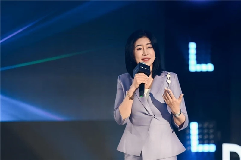 戴尔科技集团全球资深副总裁 吴冬梅