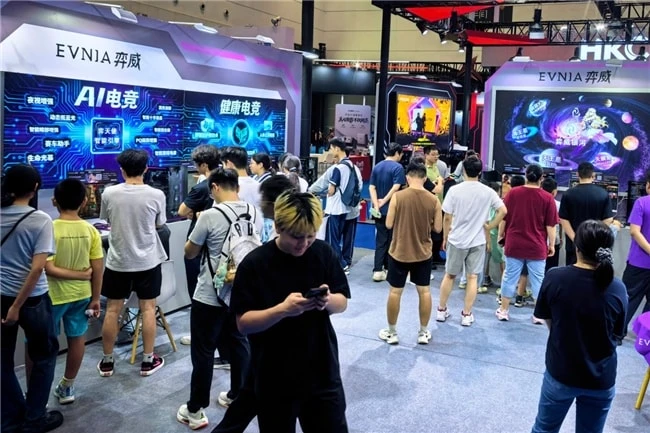 AI领航,显示破界丨EVNIA弈威亮相2026中国国际消费电子博览会 图5