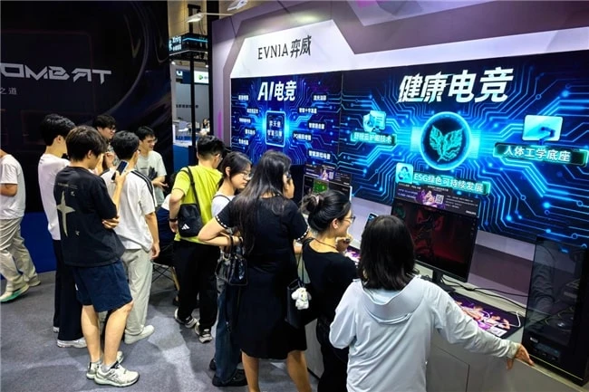 AI领航,显示破界丨EVNIA弈威亮相2026中国国际消费电子博览会 图6