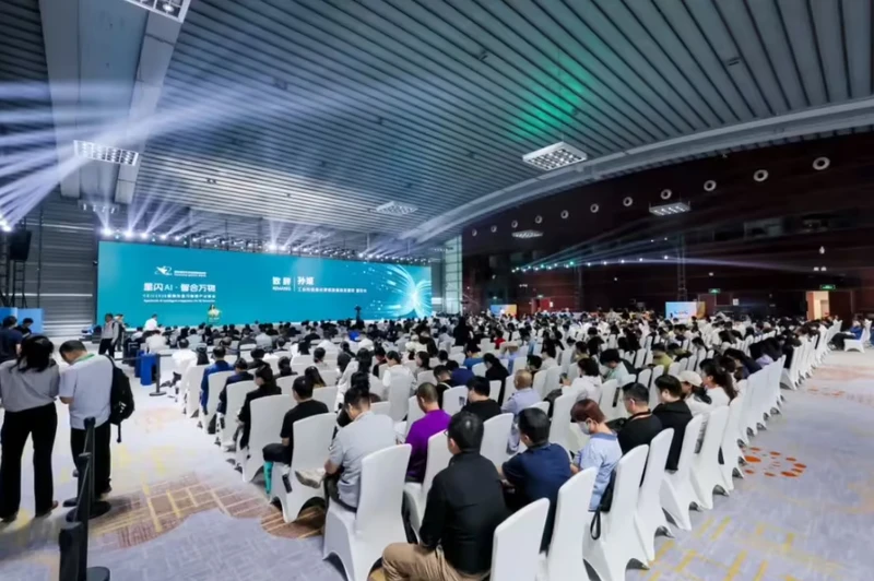 星闪数字车钥匙累计出货突破160万台 解闭锁成功率100% 图1