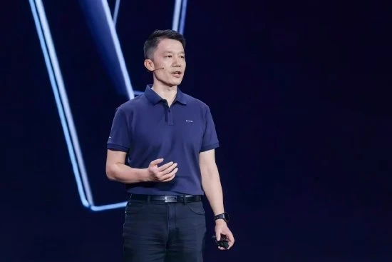 启元机器人接入腾讯WorkBuddy 田华称加速AI走进物理世界 图1